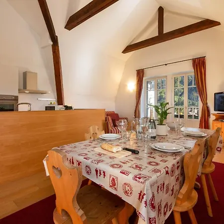 Sleeps 4 * Шамони