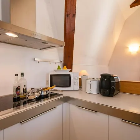 Sleeps 4 Апартаменты